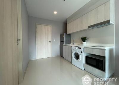 2-BR Condo at Life One Wireless near BTS Phloen Chit