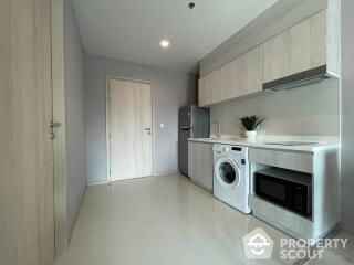 2-BR Condo at Life One Wireless near BTS Phloen Chit