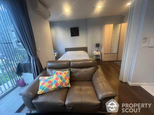 1-BR Condo at Nara 9 Sathorn-Narathiwas near BTS Saint Louis