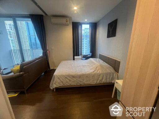 1-BR Condo at Nara 9 Sathorn-Narathiwas near BTS Saint Louis