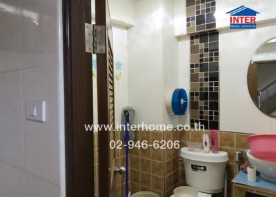 Clean bathroom with modern amenities