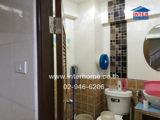 Clean bathroom with modern amenities