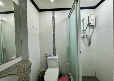 Modern bathroom with enclosed shower