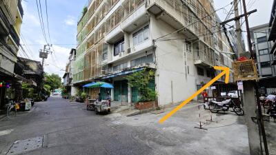 Street view of a residential building