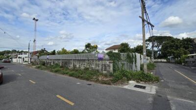 Exterior view of a fenced building lot