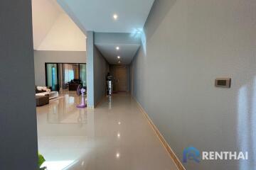 Pool Villa Pattaya Fully Furnished for sale