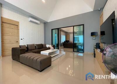 Pool Villa Pattaya Fully Furnished for sale