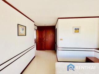 2 Bedrooms Great Location in Pratamnak