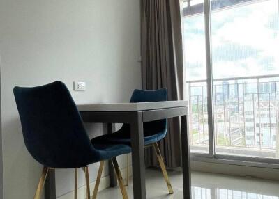 1 Bed 1 Bath 37 SQ.M Centric Sathorn - Saint Louis