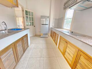 2 bedroom House in Baan Chaleda Huay Yai