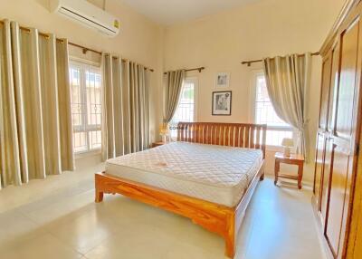 2 Bedrooms bedroom House in Baan Chaleda Huay Yai