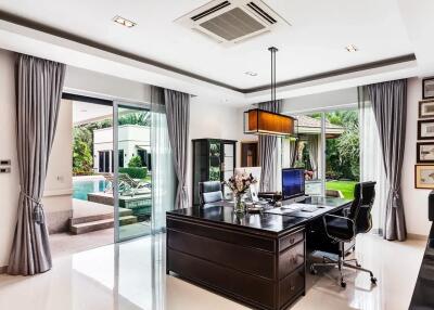 Pattaya Luxury Villa