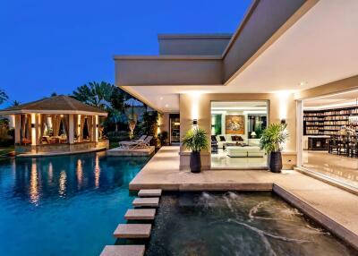 Pattaya Luxury Villa