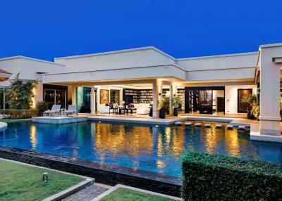 Pattaya Luxury Villa