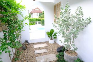 Pool Villa Japanese Style for Sale in Nong Chom