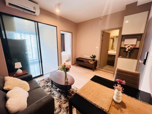 Condo for Rent at Ideo Rama 9 - Asoke