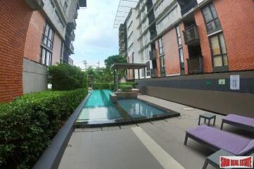 Apple Condo - Large 1 Bed Condo for Sale in Low-Rise Building with Serene Surroundings at Sukhumvit 107, BTS Bearing - Excellent Rental Potential!