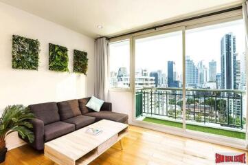 Wind Sukhumvit 23 - 1 Bed Corner Unit Condo on 14th Floor at Asoke with City Views