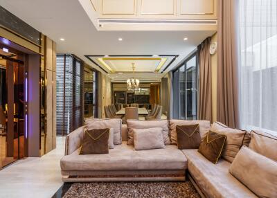 The Urban Reserve Rama 9-Motorway - 4 Bed Luxury Home with Private Pool in Secure Estate at Suan Luang