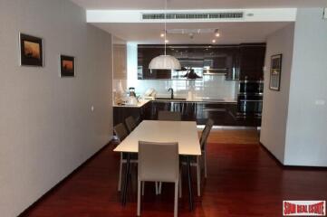 Noble Ora - 2 Bedrooms and 2 Bathrooms Modern Condo