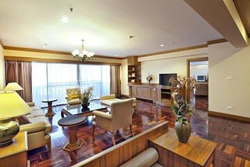 Centrepoint Residence Phromphong - 325 sqm. Luxury 4 Bed Condo