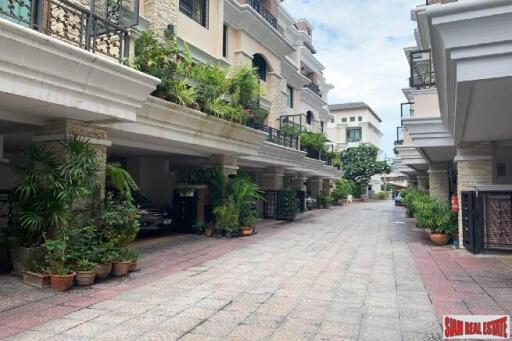 Evanston Thonglor 25 - 4 Bedrooms Condominium for Rent in Thong Lor Area of Bangkok