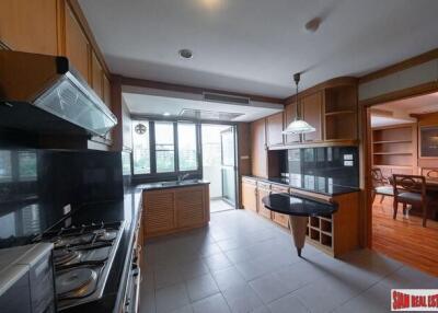 Huge Three Bedroom Apartment for Rent in Thong Lo - Perfect for a Family + Pet Friendly