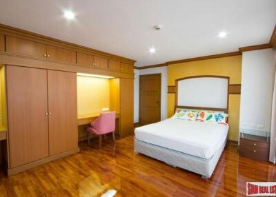 Huge Three Bedroom Apartment for Rent in Thong Lo - Perfect for a Family + Pet Friendly