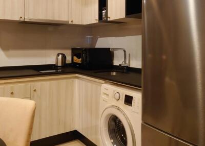 HQ Thonglor by Sansiri - 45 sqm. and 1 bedroom, 1 bathroom