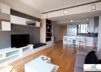 The Met Sathorn - High Quality Two Bedroom Condo Five minutes walk to BTS station.