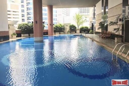 CitiSmart Sukhumvit 18 - Sunny Two Bedroom Condo for Rent in a Central Asok Location