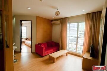 CitiSmart Sukhumvit 18 - Sunny Two Bedroom Condo for Rent in a Central Asok Location