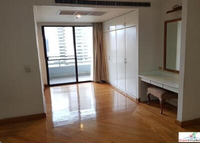 Charoenjai Place - Sweeping City and Pool Views from this Four Bedroom Condo in Ekkamai