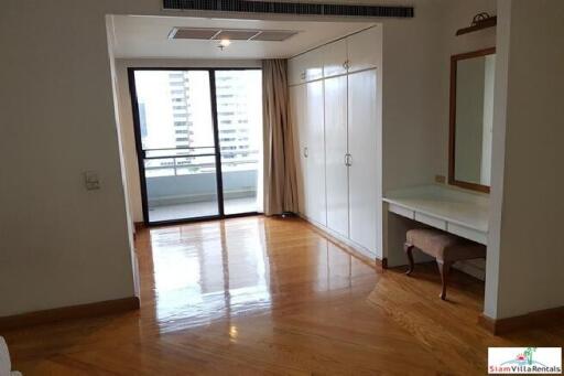 Charoenjai Place - Sweeping City and Pool Views from this Four Bedroom Condo in Ekkamai