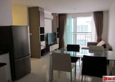 Voque Sukhumvit 16 - Modern 2 Bedroom Condo for Rent in Asoke