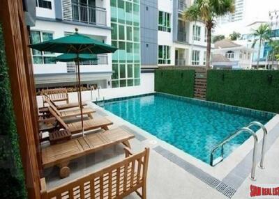 Voque Sukhumvit 16 - Modern 2 Bedroom Condo for Rent in Asoke