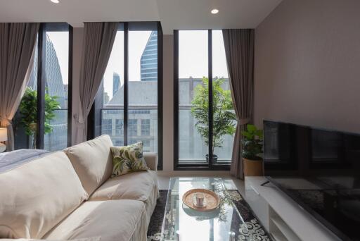 Noble Ploenchit - 45 sqm. and 1 bedroom, 1 bathroom