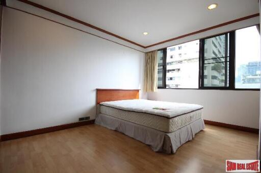 Lake Avenue - 2 Bedrooms and 113 Sqm., Sukhumvit 16, Asok