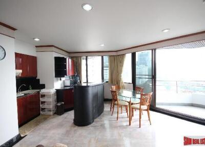 Lake Avenue - 2 Bedrooms and 113 Sqm., Sukhumvit 16, Asok