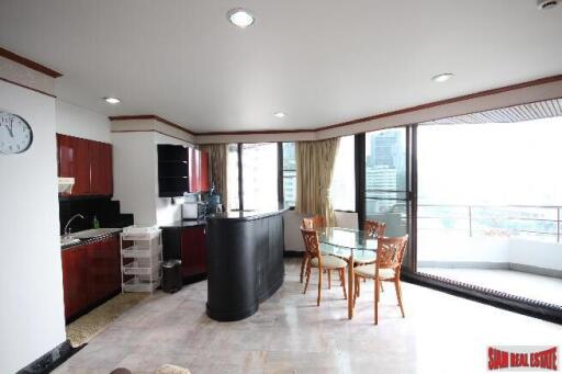 Lake Avenue - 2 Bedrooms and 113 Sqm., Sukhumvit 16, Asok