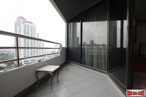 Lake Avenue - 2 Bedrooms and 113 Sqm., Sukhumvit 16, Asok