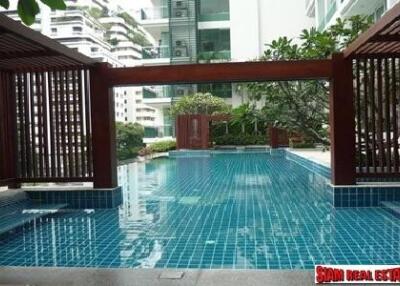 Wind Sukhumvit 23 for Rent, 2 bedrooms, 2 bathrooms, fully furnished on 5th floor at Sukhumvit area, Asoke