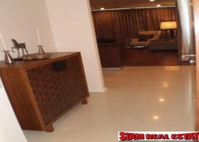 Wind Sukhumvit 23 for Rent, 2 bedrooms, 2 bathrooms, fully furnished on 5th floor at Sukhumvit area, Asoke