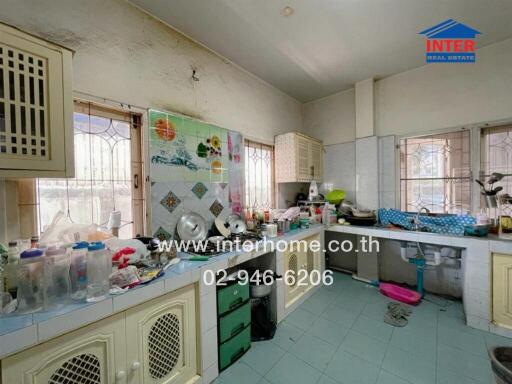 Messy kitchen in need of cleaning