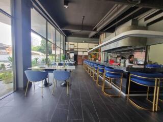 Commercial/Shophouse for Rent in Bang Kapi, Huai Khwang