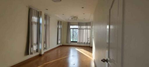 Commercial for  rent in  Prawet, Bangkok