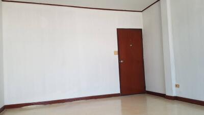 Townhouse for Sale in Sukhumvit 101/1 (Soi Wachiratham Sathit 24)