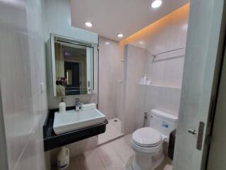 Commercial for Rent/Sale in Khlong Toei