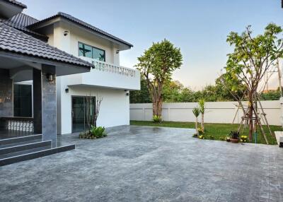 House for Sale in San Klang, San Kamphaeng.