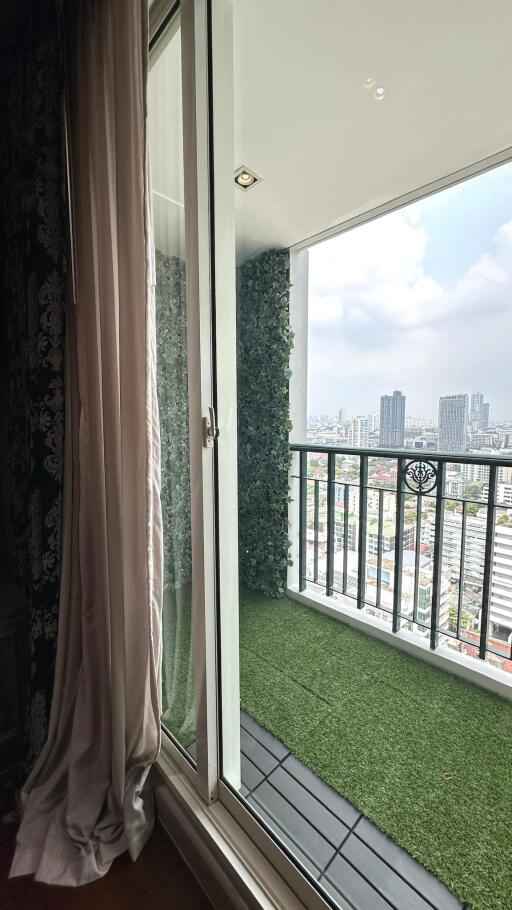 Condo for Rent at Ivy Thonglor 23